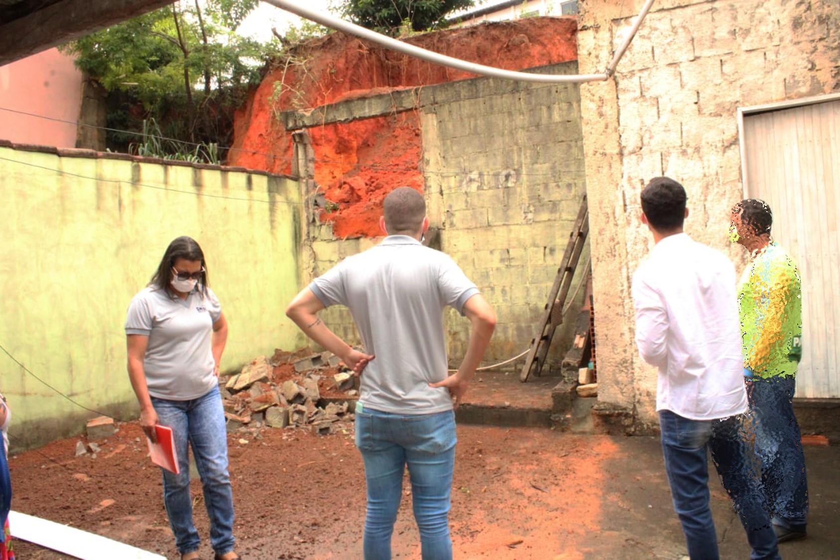Prefeitura de Itanhém organiza mutirão para dar assistência às famílias afetadas pelas chuvas 
