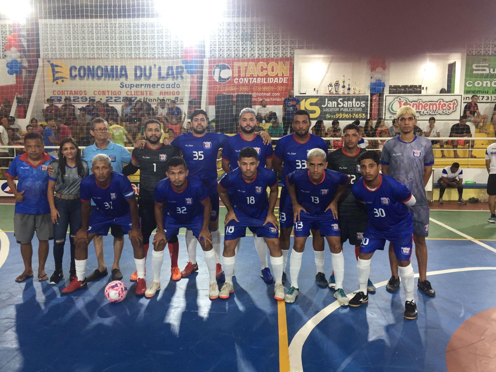 Emoção, muitos gols e arquibancadas lotadas marcam a reinauguração do Ginásio de Esportes em Itanhém
