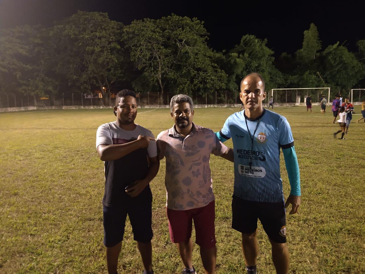 Juracitaba: promessas do futebol viajam para avaliações técnicas em time profissional no ES