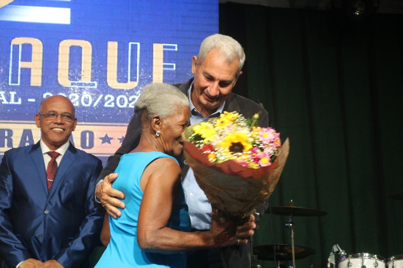 Revista Atual e CDL celebram a realização do Destaque Empresarial de Medeiros Neto 2020/2021