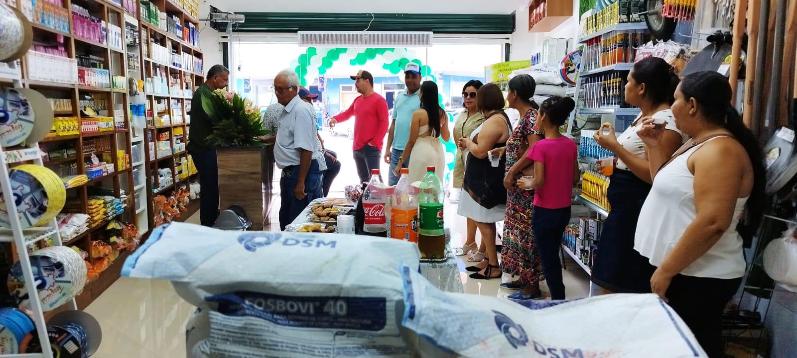 Com mais de 20 anos de tradição, a nova loja do Armazém do Campo é reinaugurada em Medeiros Neto