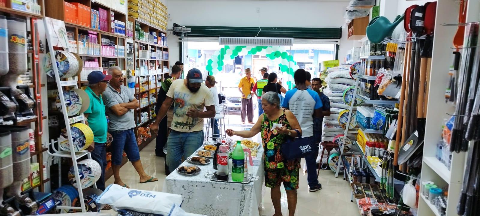 Com mais de 20 anos de tradição, a nova loja do Armazém do Campo é reinaugurada em Medeiros Neto