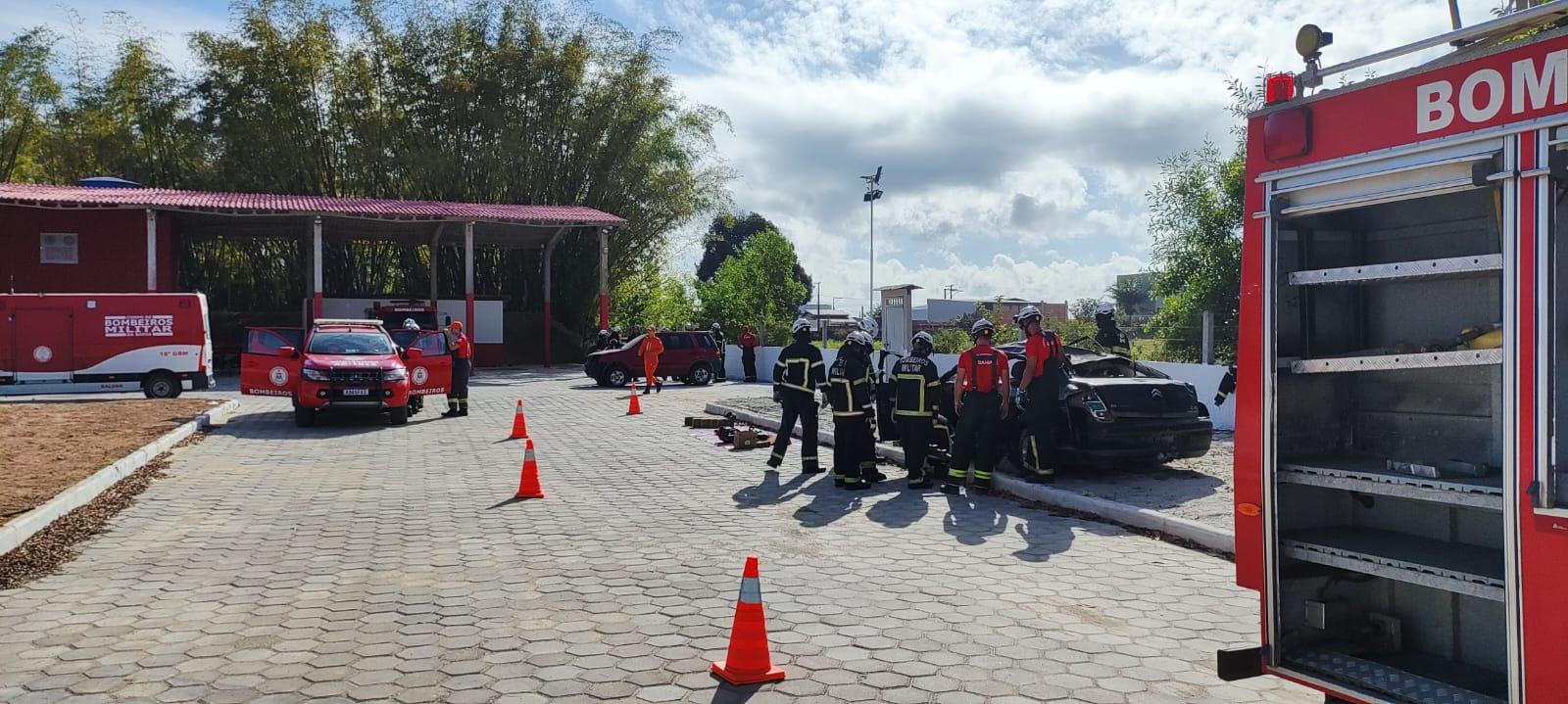 Novos bombeiros de Teixeira e região passam por semana de nivelamento operacional
